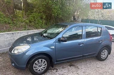 Хэтчбек Renault Sandero 2012 в Киеве
