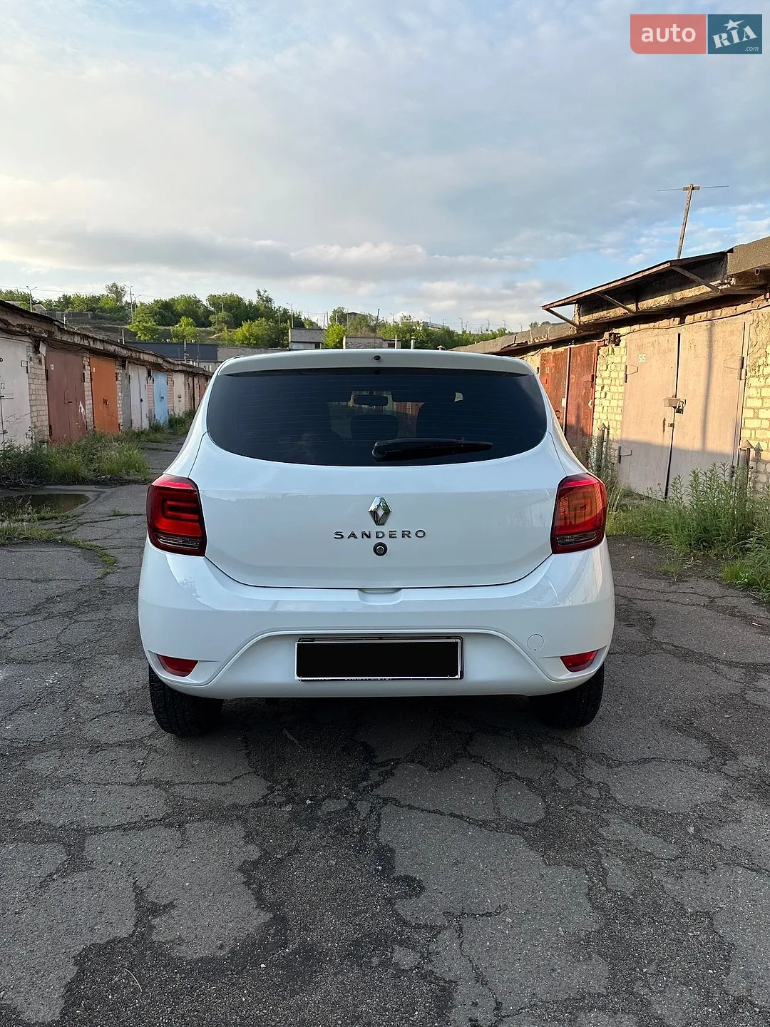 Renault Sandero 2022 VIN VF1B5220969740944 фото оголошення 4 з 11