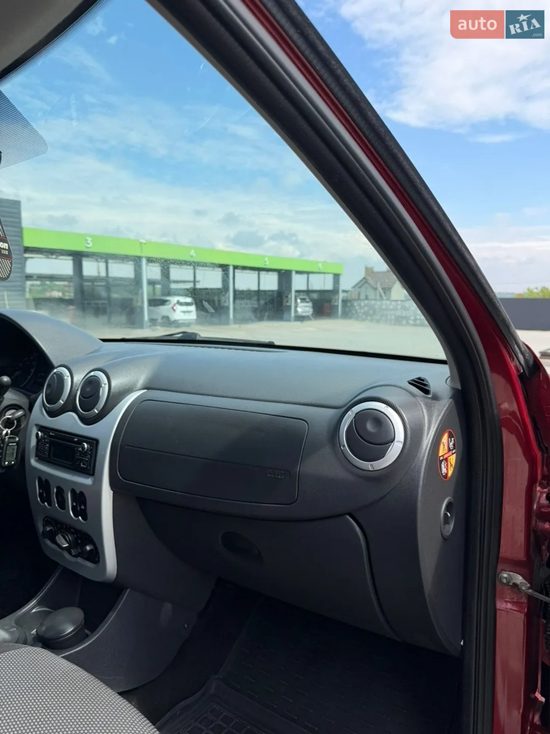 2012 Renault Sandero - мініатюра 24