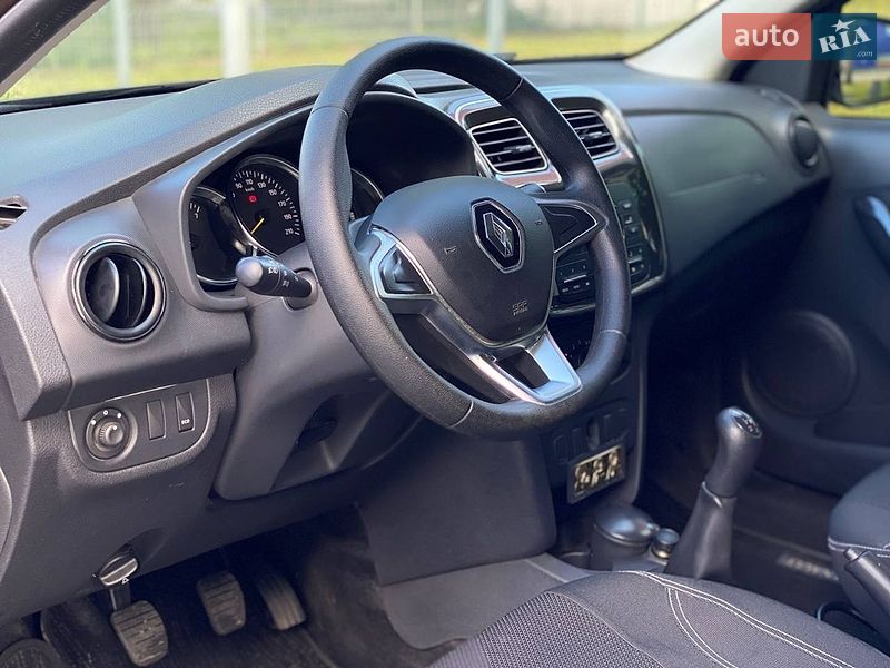 Хэтчбек Renault Sandero 2017 в Днепре фото 9 Хэтчбек Renault Sandero 2017 в Днепре