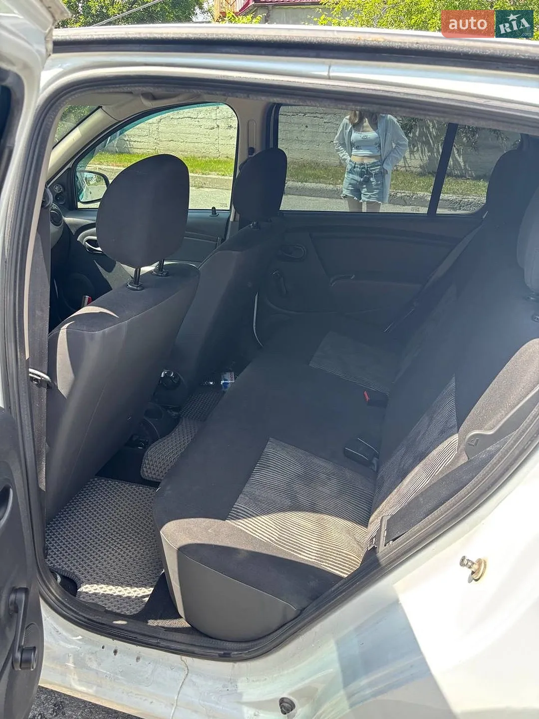 2011 Renault Sandero - мініатюра 12