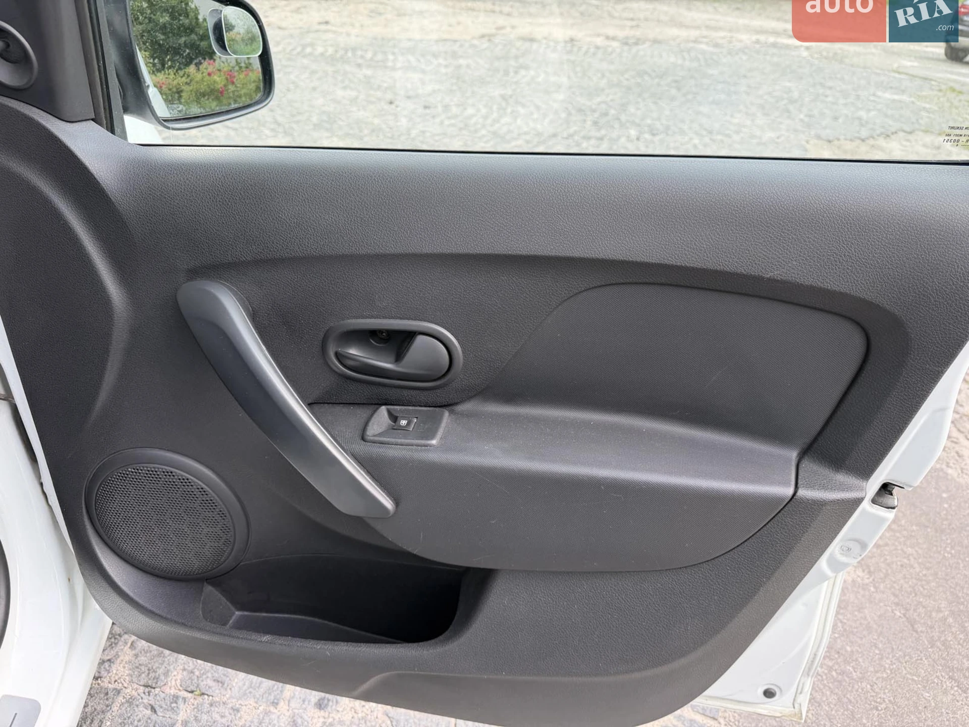 2014 Renault Sandero - мініатюра 21