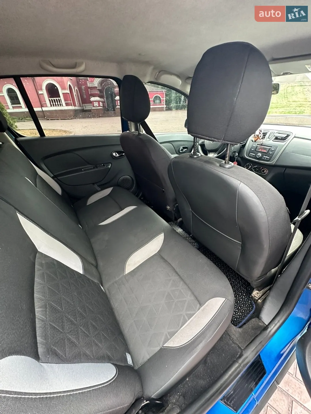 2014 Renault Sandero - мініатюра 12