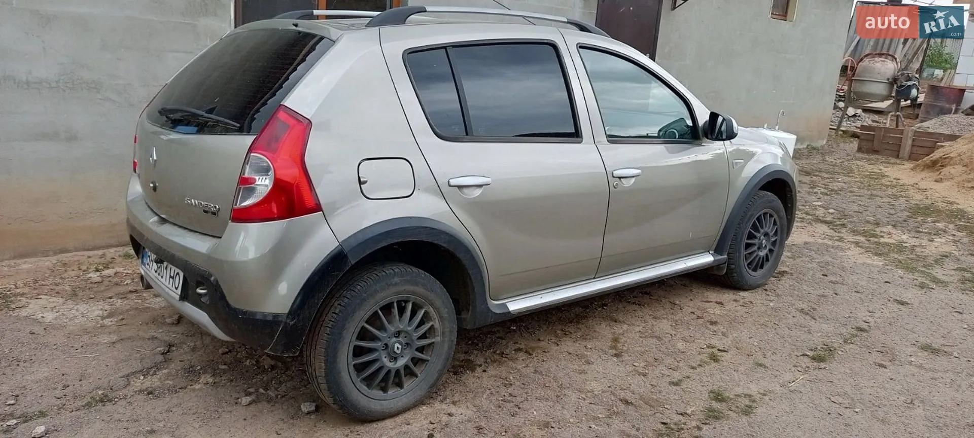 2012 Renault Sandero - мініатюра 2