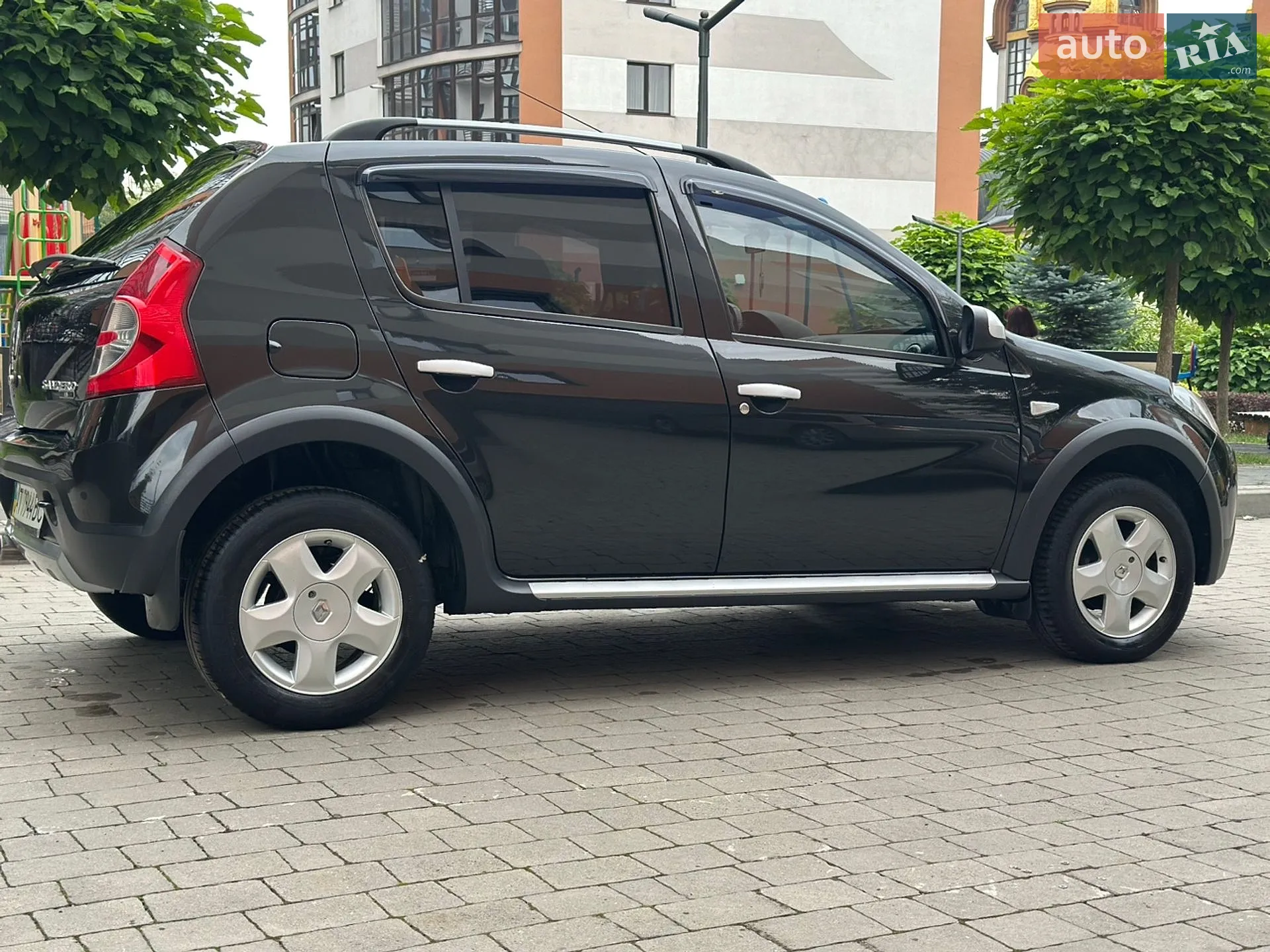 2011 Renault Sandero - мініатюра 13