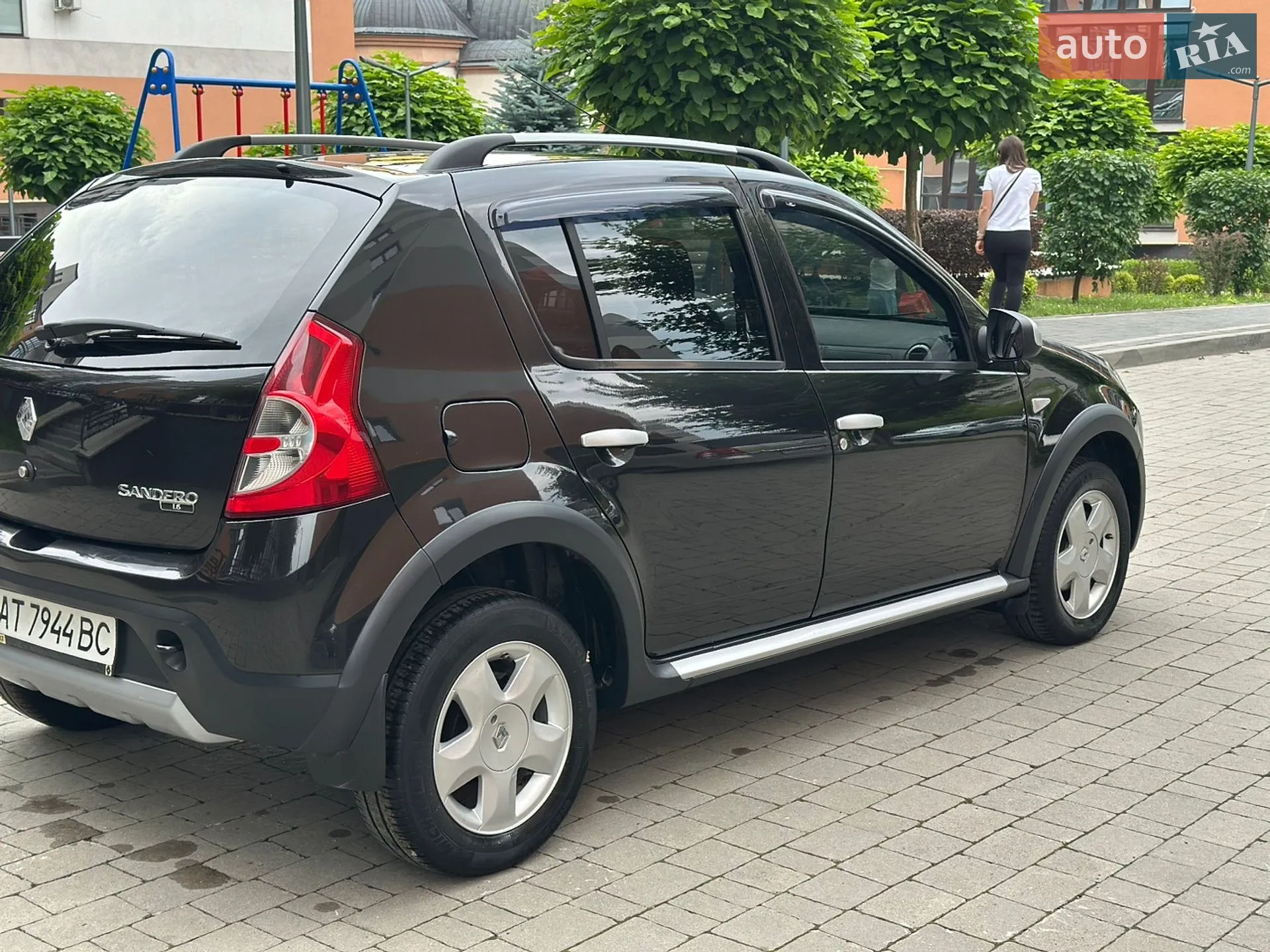 2011 Renault Sandero - мініатюра 15
