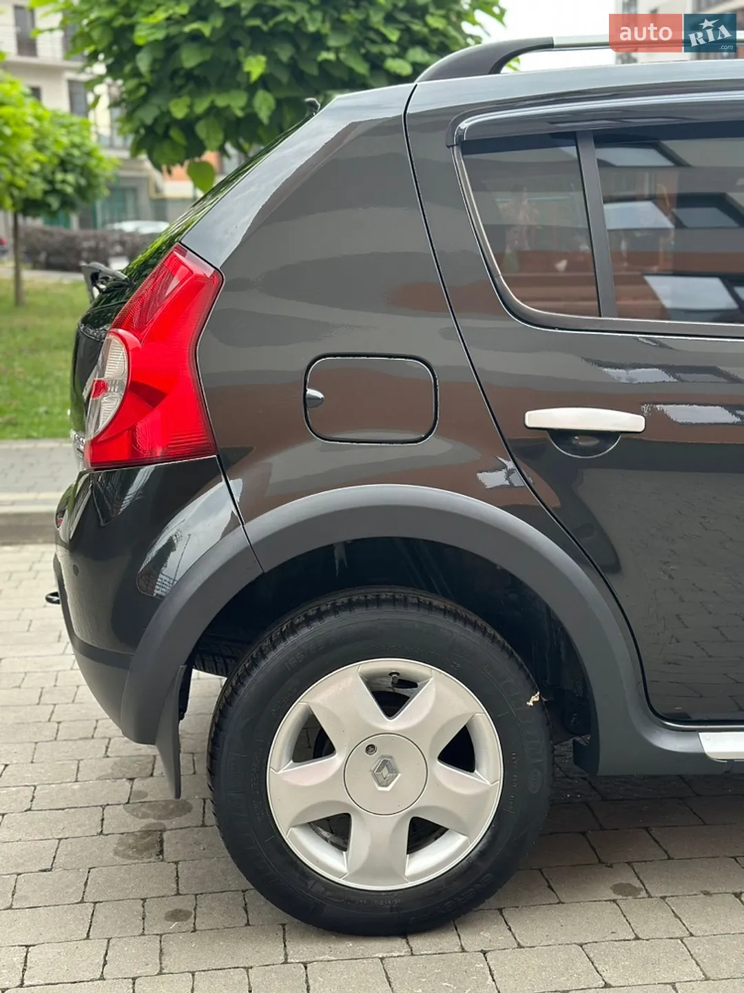 2011 Renault Sandero - мініатюра 21