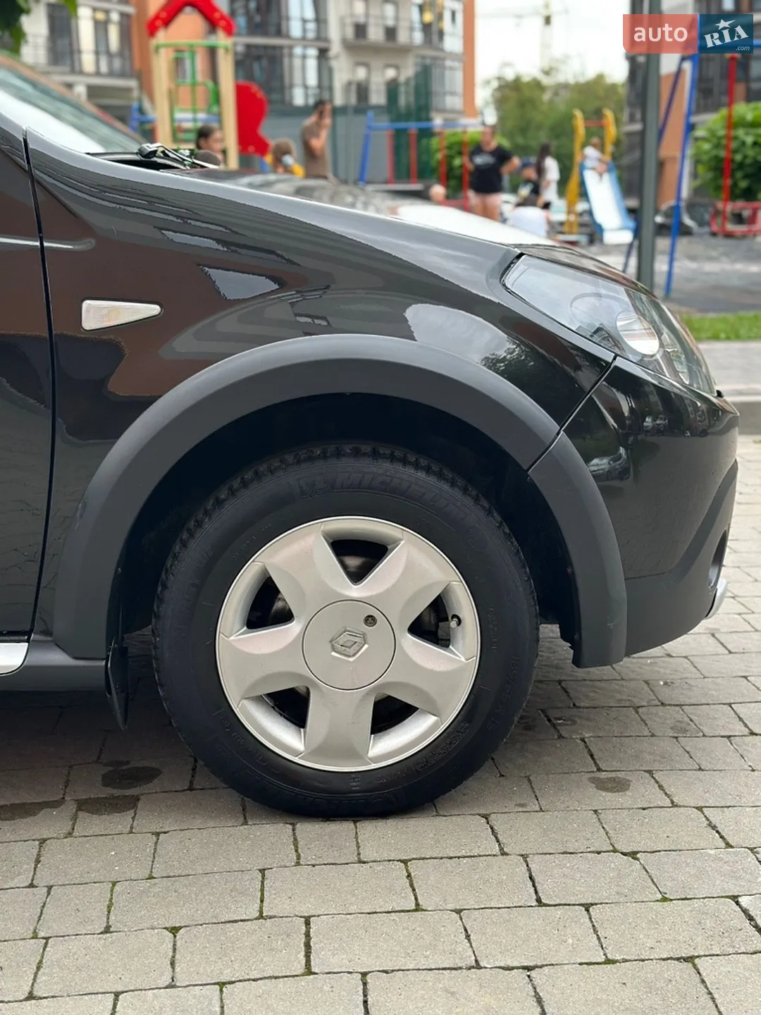 2011 Renault Sandero - мініатюра 24