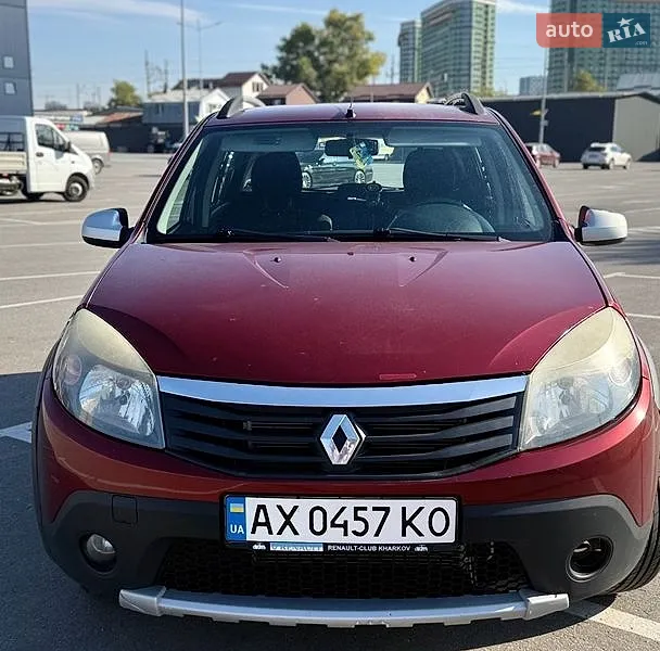 Renault Sandero 2012