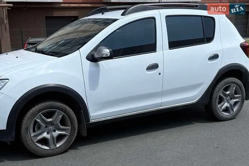 Renault Sandero