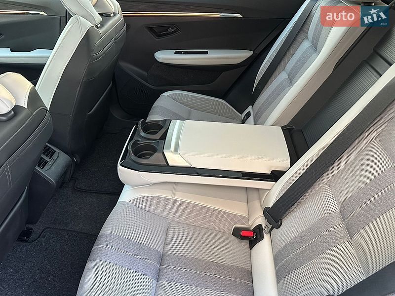 Внедорожник / Кроссовер Renault Scenic E-Tech 2024 в Одессе
