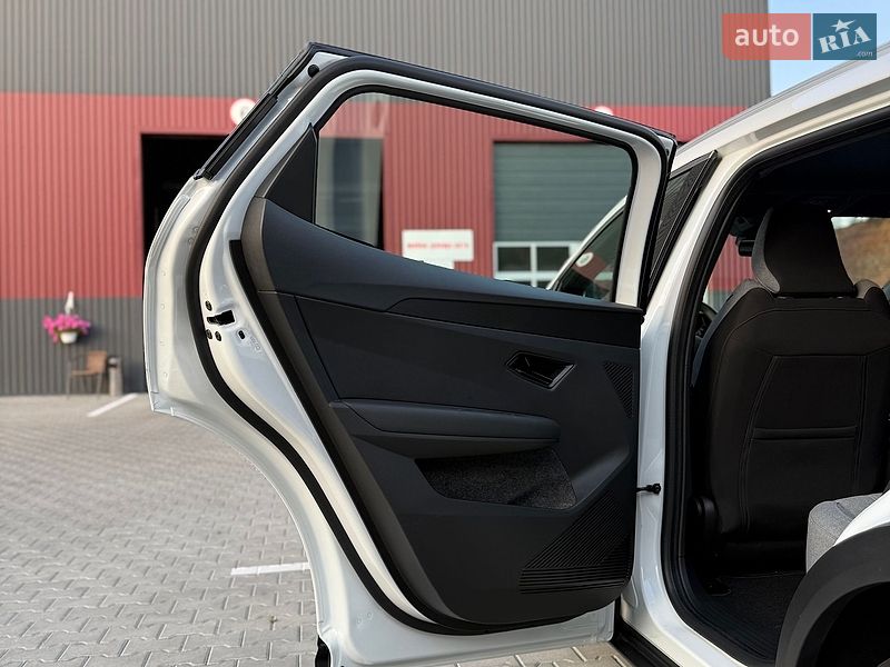 Позашляховик / Кросовер Renault Scenic E-Tech 2024 в Рівному фото 43 Позашляховик / Кросовер Renault Scenic E-Tech 2024 в Рівному