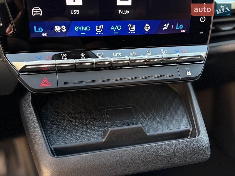 Позашляховик / Кросовер Renault Scenic E-Tech 2024 в Рівному фото 49 Позашляховик / Кросовер Renault Scenic E-Tech 2024 в Рівному