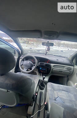 Внедорожник / Кроссовер Renault Scenic RX4 2000 в Косове