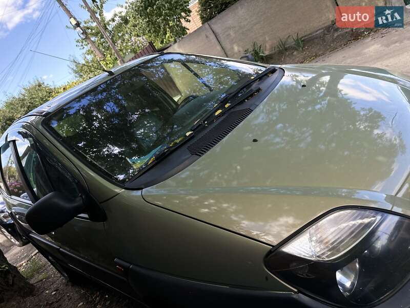 Минивэн Renault Scenic RX4 2001 в Виннице
