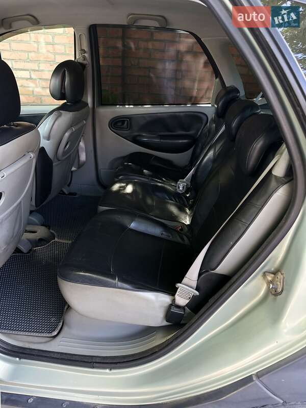 Минивэн Renault Scenic RX4 2001 в Виннице