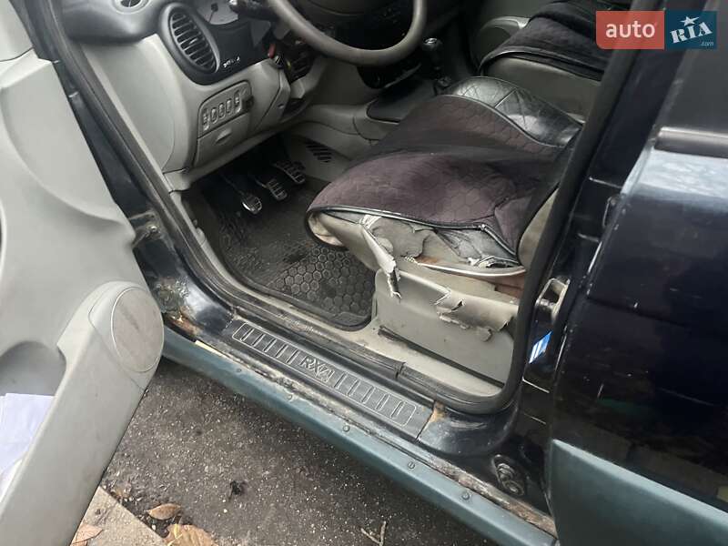Мінівен Renault Scenic RX4 2000 в Києві фото 6 Мінівен Renault Scenic RX4 2000 в Києві