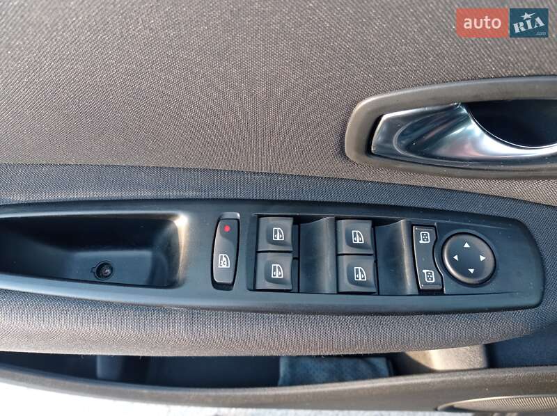 Минивэн Renault Scenic XMOD 2013 в Виннице