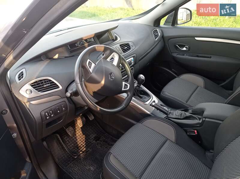 Минивэн Renault Scenic XMOD 2013 в Виннице