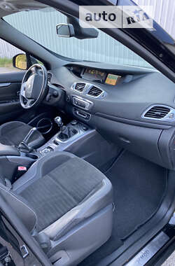 Минивэн Renault Scenic XMOD 2013 в 