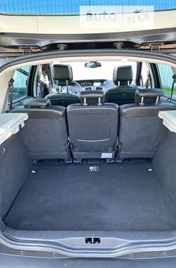 Минивэн Renault Scenic XMOD 2013 в 