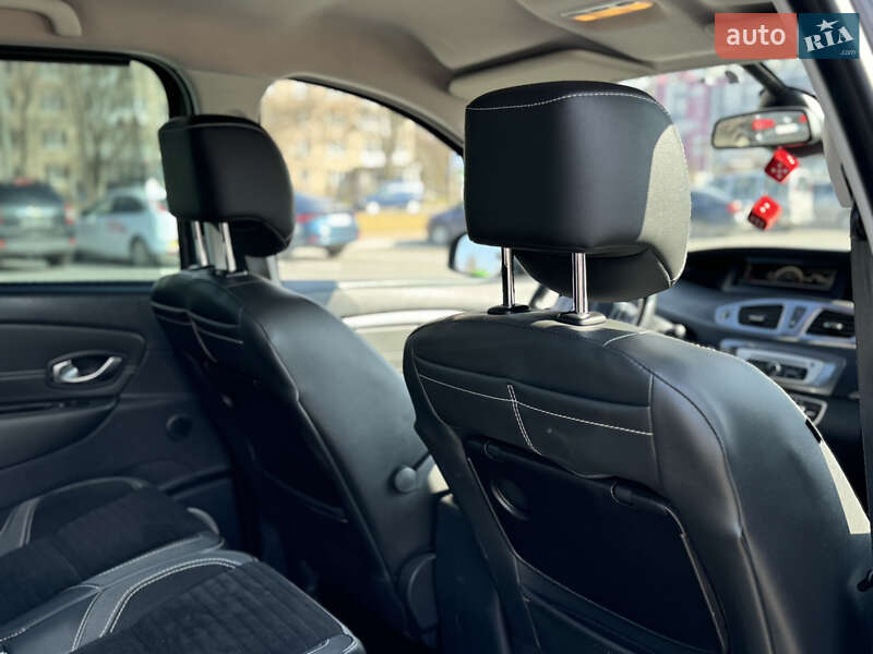 Минивэн Renault Scenic XMOD 2013 в Луцке