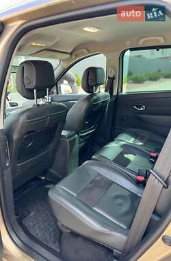 Минивэн Renault Scenic XMOD 2013 в 