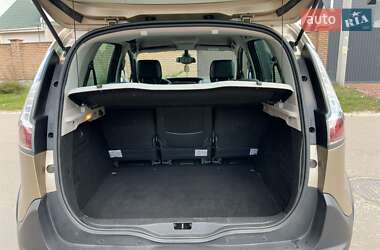 Минивэн Renault Scenic XMOD 2013 в 