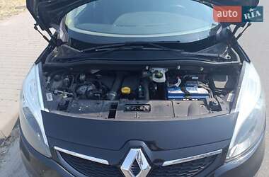Минивэн Renault Scenic XMOD 2014 в 
