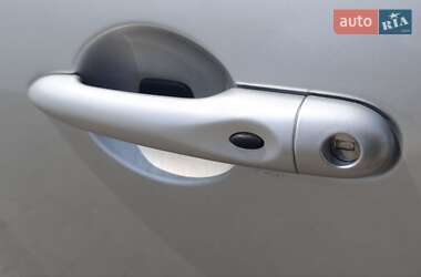 Минивэн Renault Scenic XMOD 2013 в 