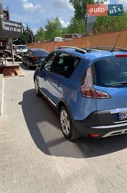 Минивэн Renault Scenic XMOD 2014 в 
