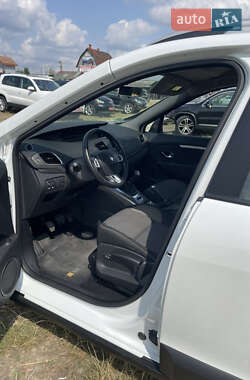 Минивэн Renault Scenic XMOD 2013 в 