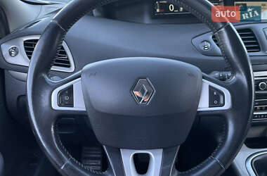 Минивэн Renault Scenic XMOD 2013 в 