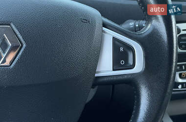 Минивэн Renault Scenic XMOD 2013 в 