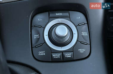 Минивэн Renault Scenic XMOD 2013 в 