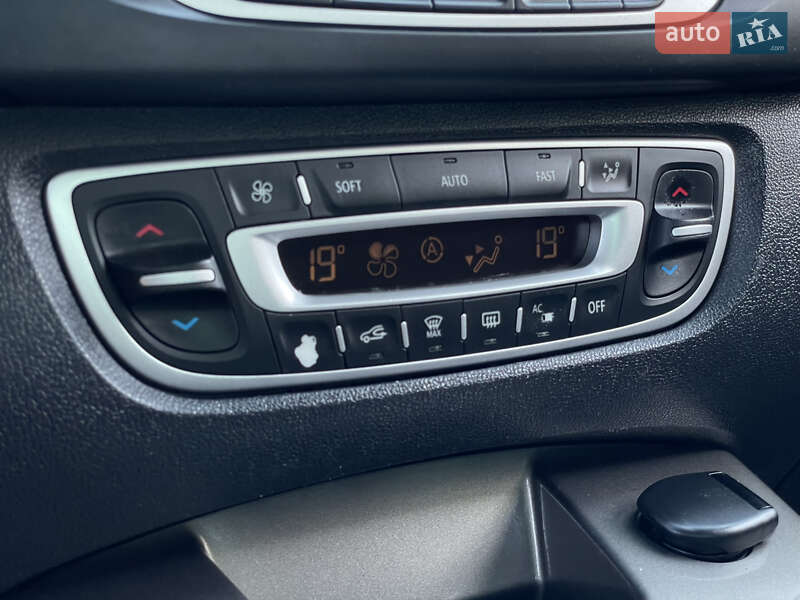 Минивэн Renault Scenic XMOD 2013 в Бердичеве