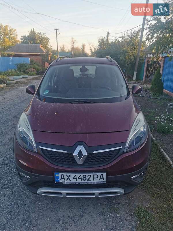 Мінівен Renault Scenic XMOD 2013 в Карлівці