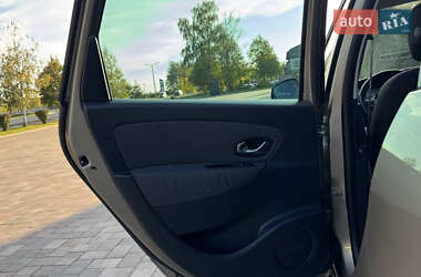 Минивэн Renault Scenic XMOD 2016 в 