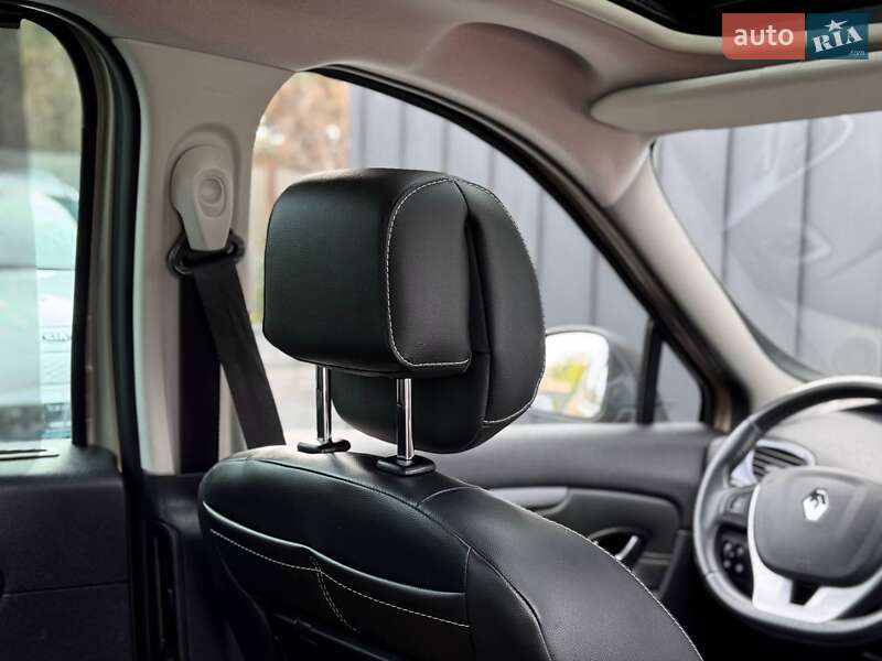 Мінівен Renault Scenic XMOD 2015 в Луцьку