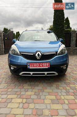 Минивэн Renault Scenic XMOD 2013 в 