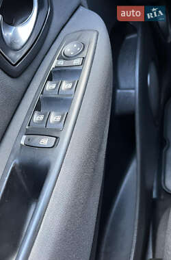 Минивэн Renault Scenic XMOD 2013 в 