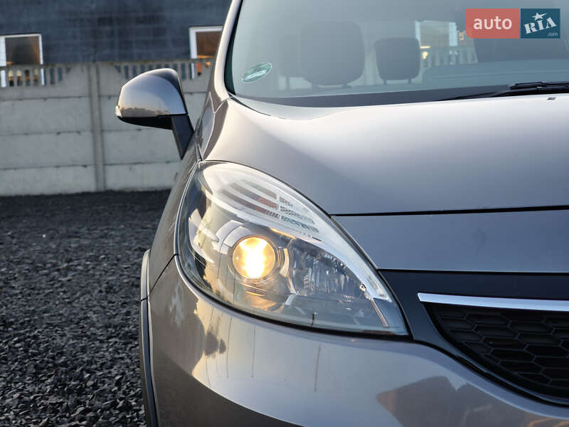 Минивэн Renault Scenic XMOD 2013 в Луцке фото 9 Минивэн Renault Scenic XMOD 2013 в Луцке