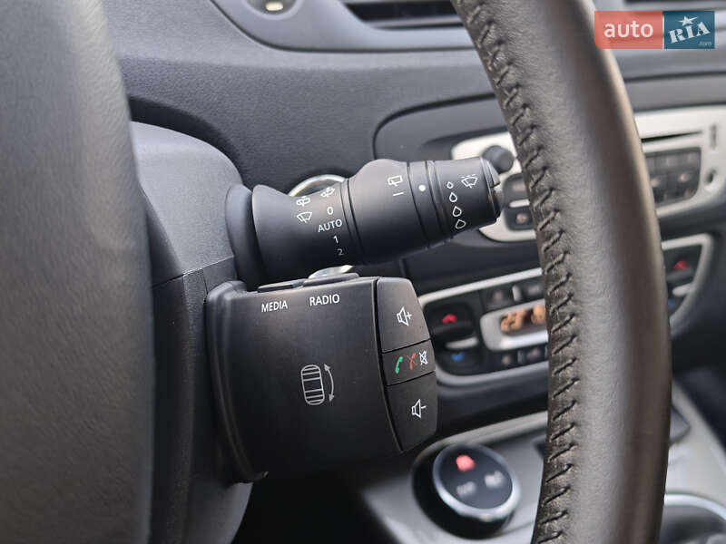 Минивэн Renault Scenic XMOD 2013 в Луцке фото 32 Минивэн Renault Scenic XMOD 2013 в Луцке