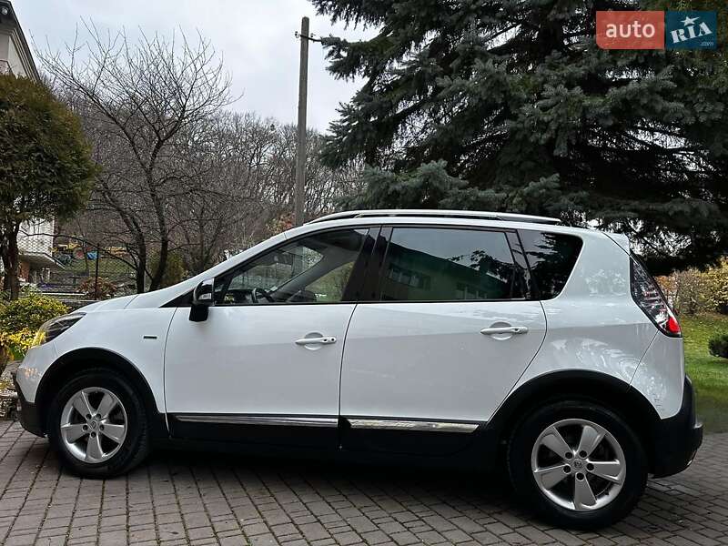 Мінівен Renault Scenic XMOD 2015 в Львові
