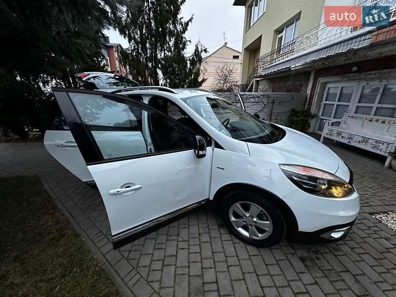 Мінівен Renault Scenic XMOD 2015 в Львові