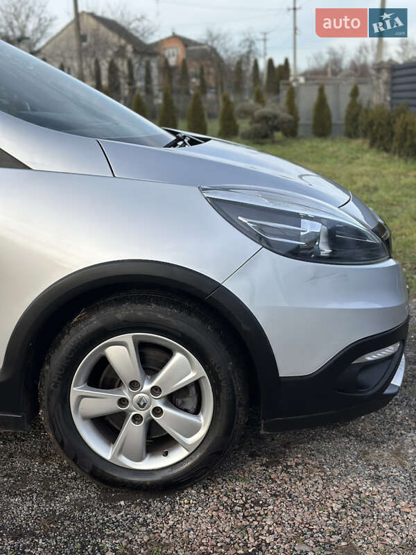 Минивэн Renault Scenic XMOD 2014 в Львове