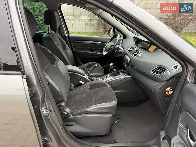 Минивэн Renault Scenic XMOD 2013 в Ровно