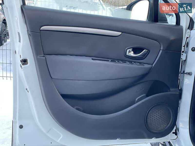 Мінівен Renault Scenic XMOD 2013 в Бердичеві