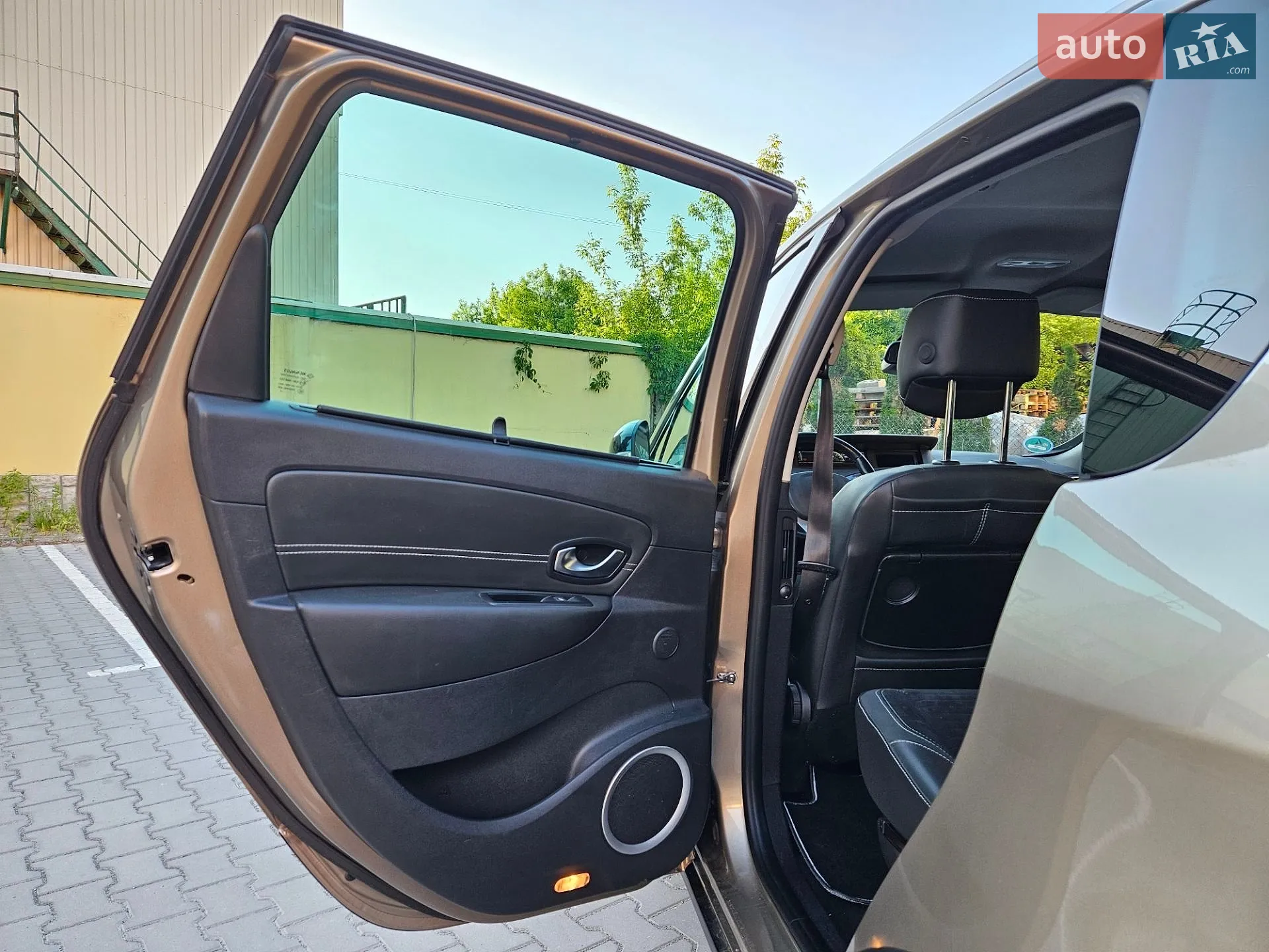 2014 Renault Scenic - мініатюра 17