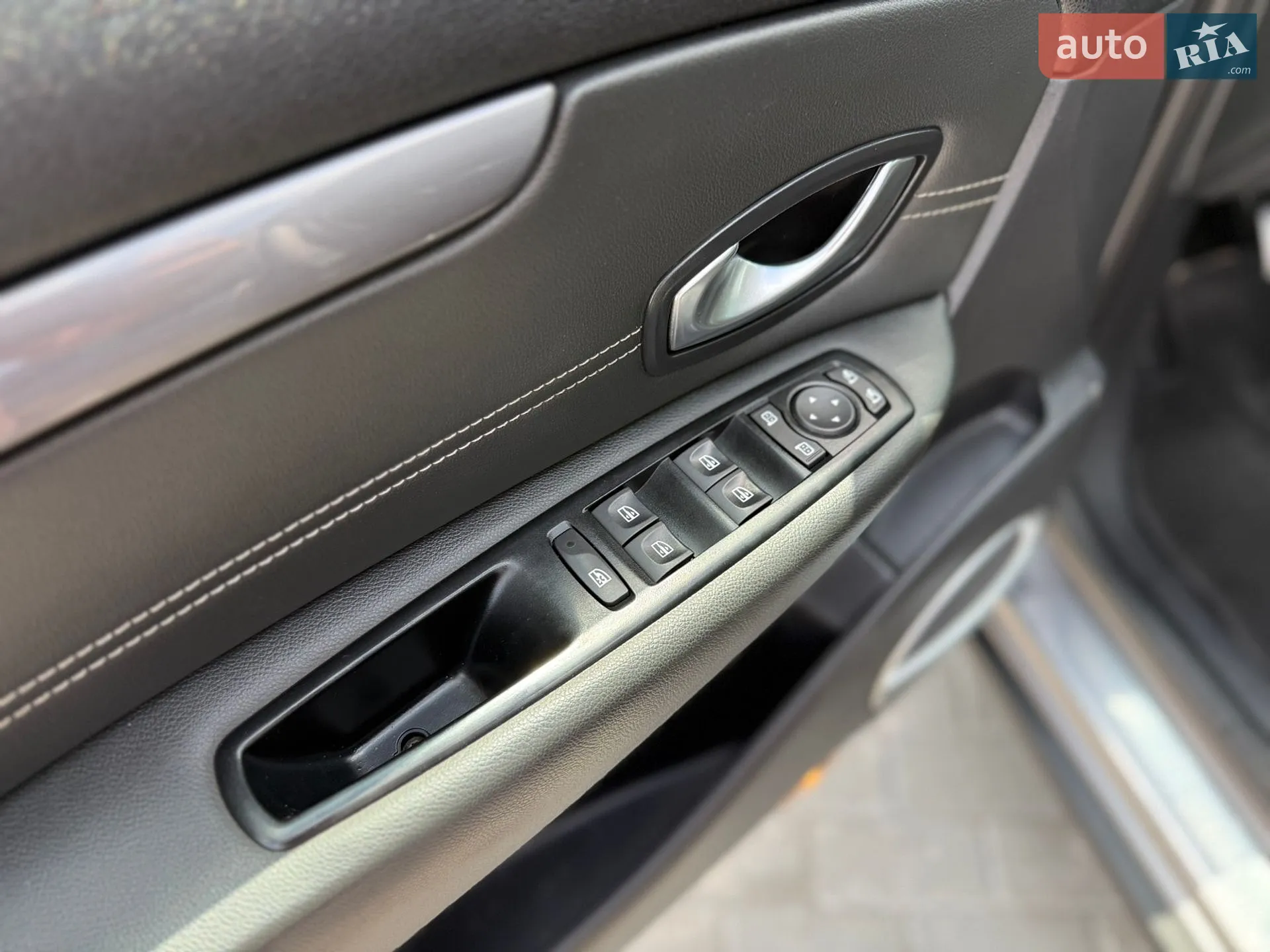 2013 Renault Scenic - мініатюра 33